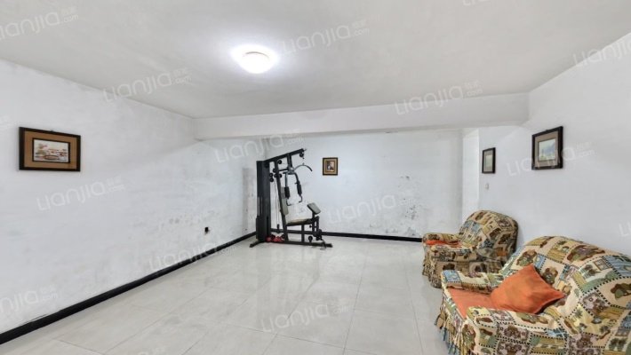 三宏别墅二手房实景图