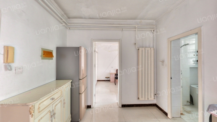 运输公司宿舍二手房实景图