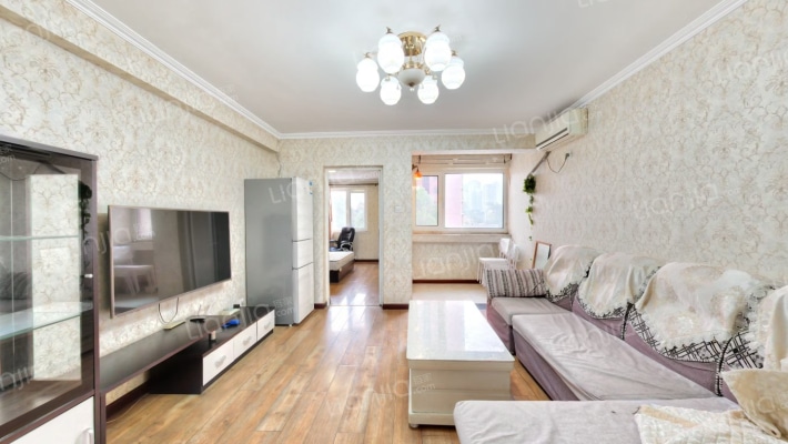 顺四条甲20号院二手房实景图