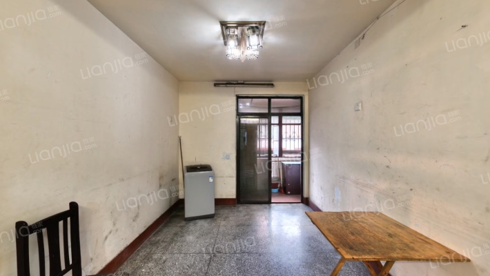 卫民巷83号二手房实景图