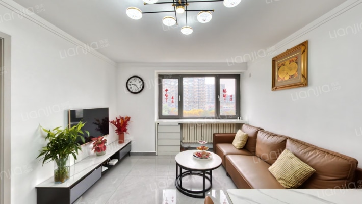 南庭新苑南区二手房实景图