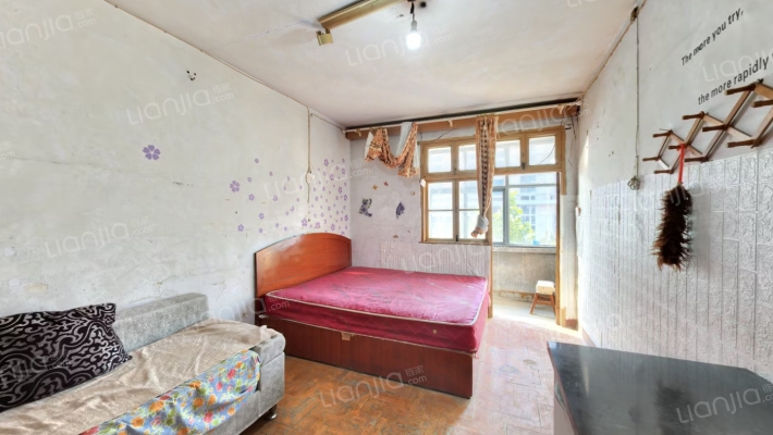 西站路67号院二手房实景图