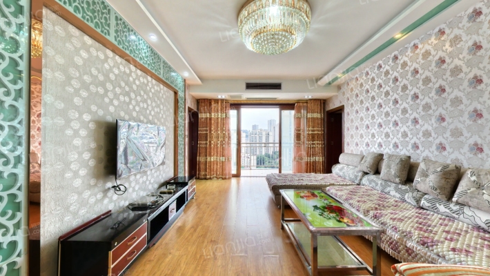 银河世纪华庭二手房实景图