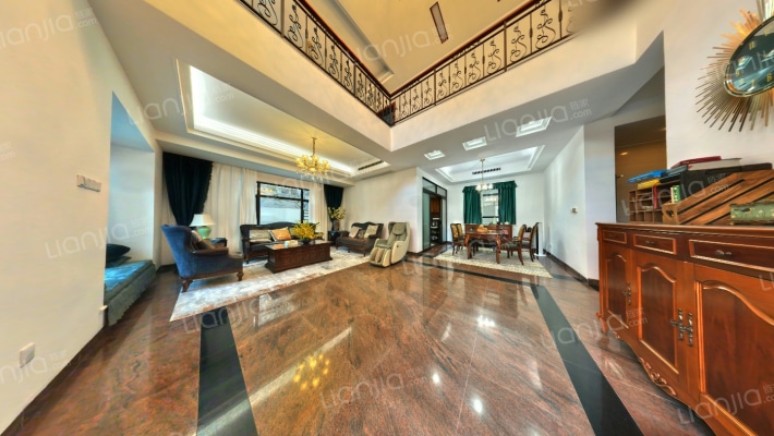 龙泉别墅二手房实景图