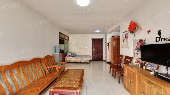 新兴家园二手房实景图