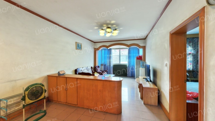 一杆旗东街99号二手房实景图