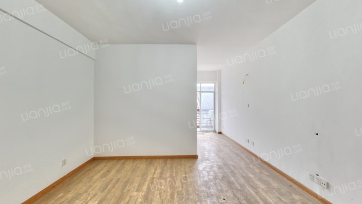 赞元茗居二手房实景图