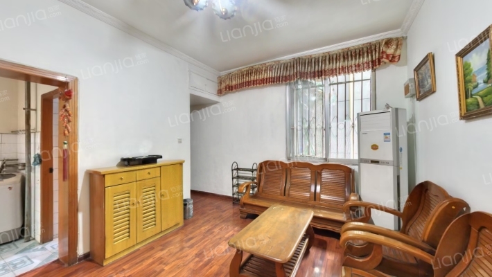 外化成五里墩支路142号二手房实景图