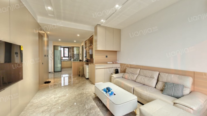 恒一芳华院二手房实景图