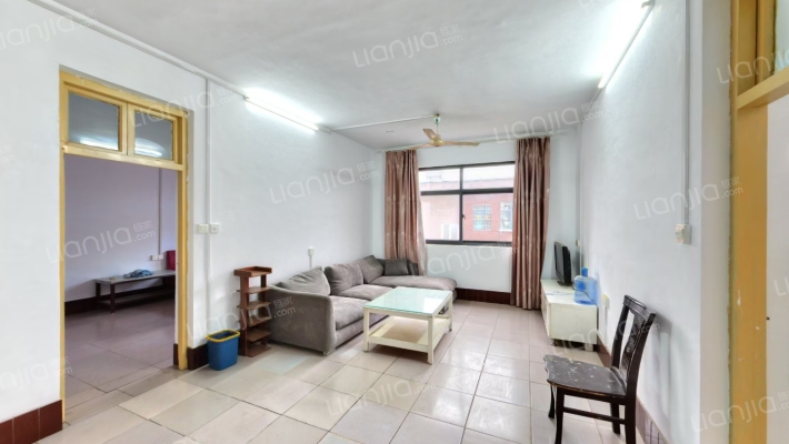 药厂小区二手房实景图