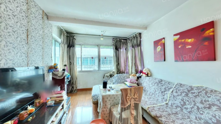 花溪大道中段67号二手房实景图