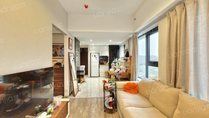 绿地万科云都会二手房实景图