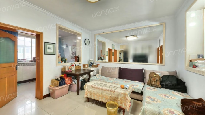 新华书店家属楼二手房实景图