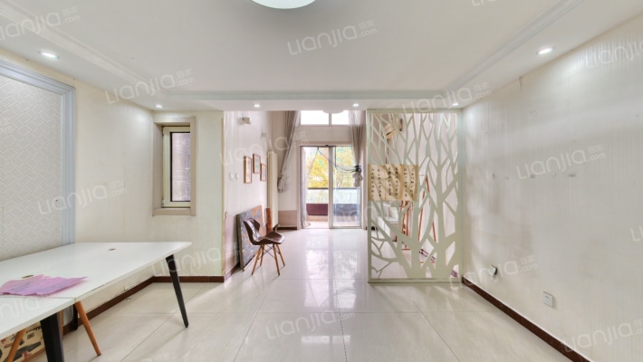 M5朗峰二手房实景图