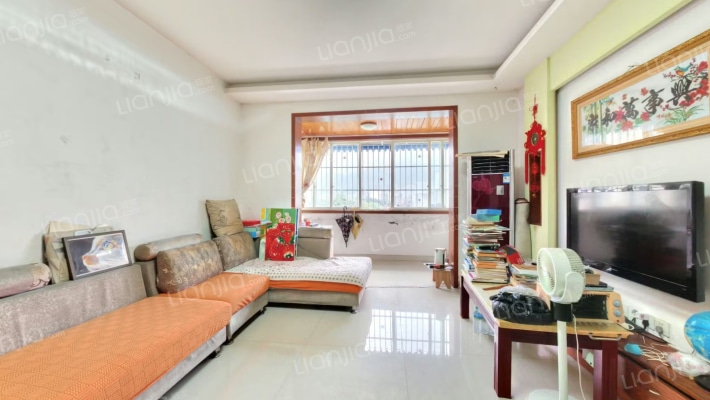 金龙雅苑二手房实景图