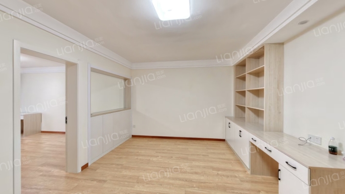 八里洼路15号二手房实景图