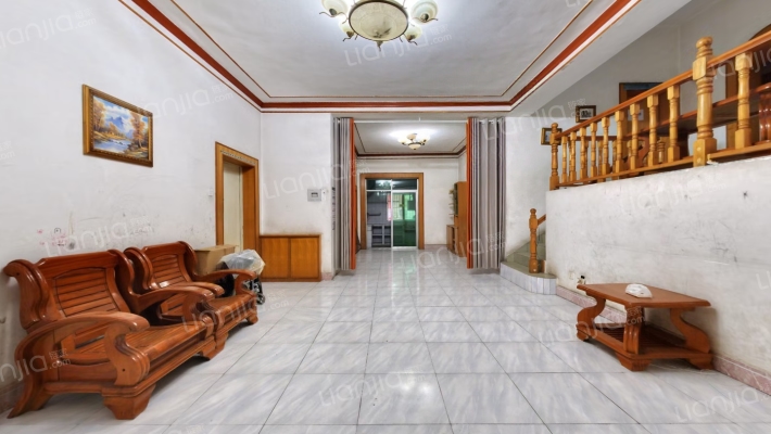 泰吉街49号院二手房实景图