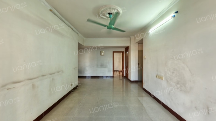 宏威新村二手房实景图