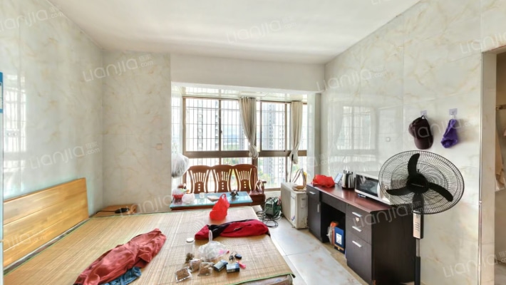 下洋新苑二手房实景图