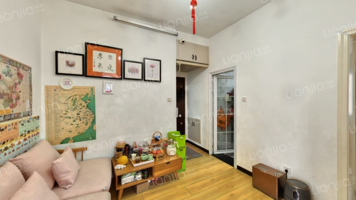 中旅宿舍二手房实景图