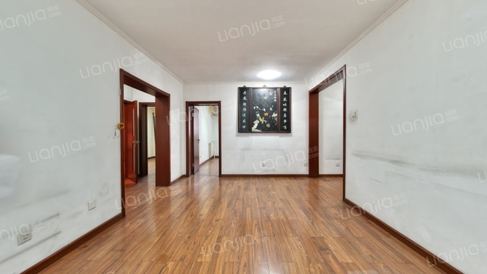 秋露园二手房实景图