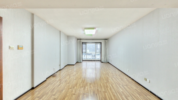 外企公寓二手房实景图