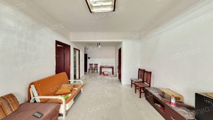 世茂铂翠湾二手房实景图