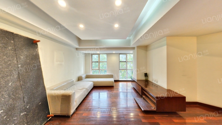 和乔丽晶一期二手房实景图