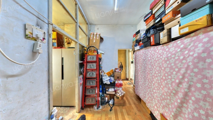 213煤炭宿舍二手房实景图