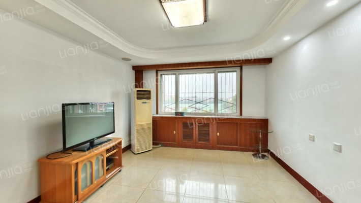 玉桥西里70号院二手房实景图