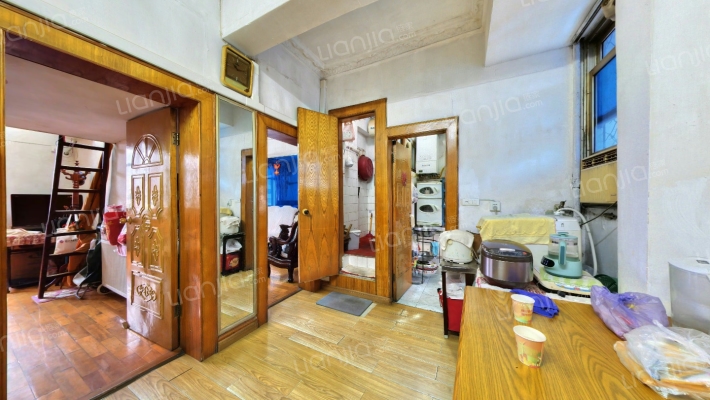 水果湖洪山路邮局宿舍二手房实景图