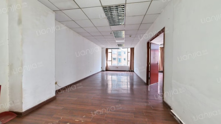 和庆商务大厦二手房实景图