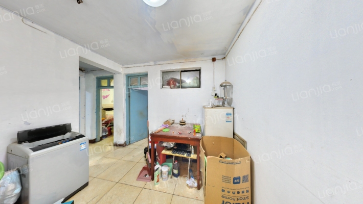 西陈庄中街4号院二手房实景图