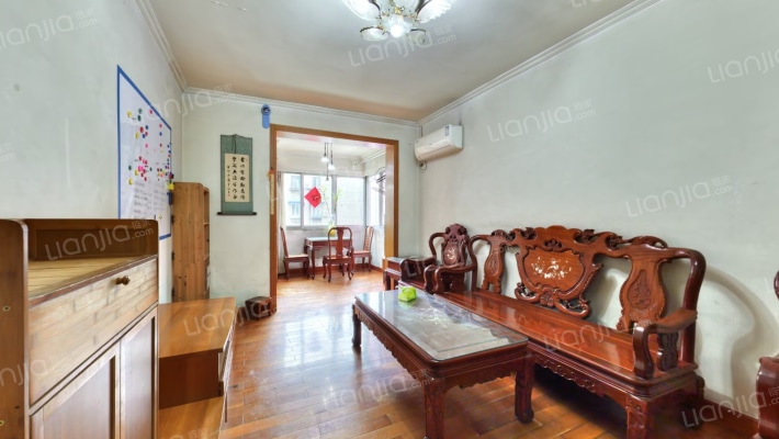 横东城根街4号二手房实景图