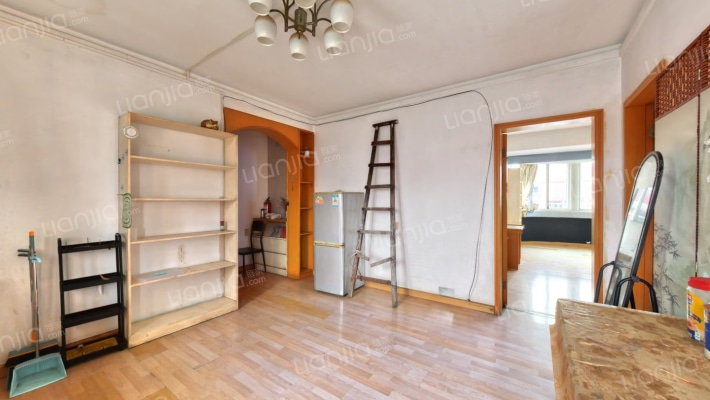 怡景公寓二手房实景图