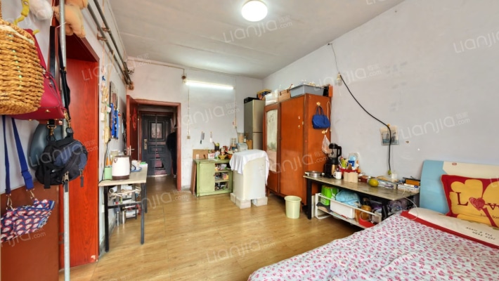 伏牛路63号二手房实景图