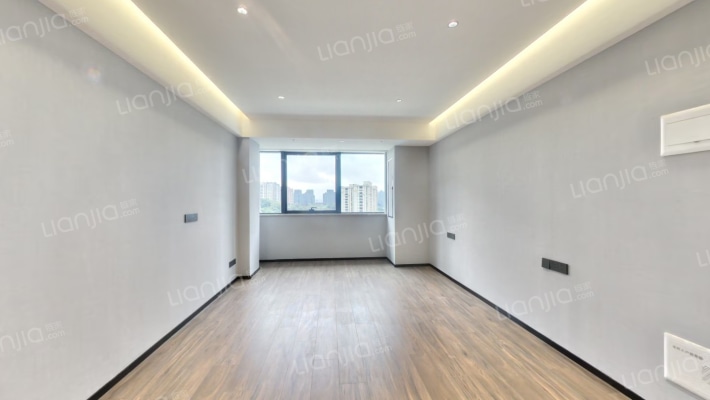 南京地铁小行荟二手房实景图