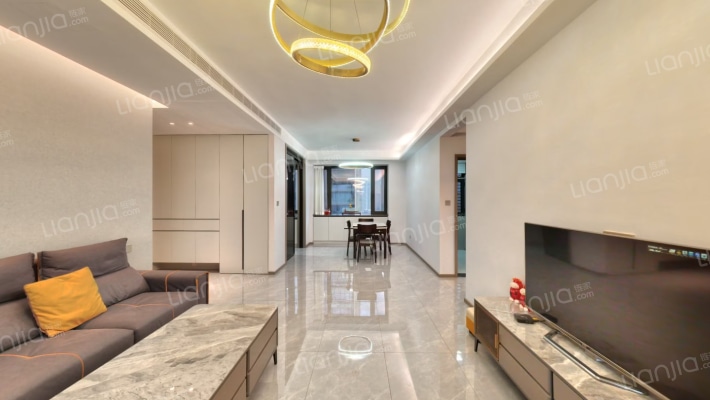 安联天颂二手房实景图