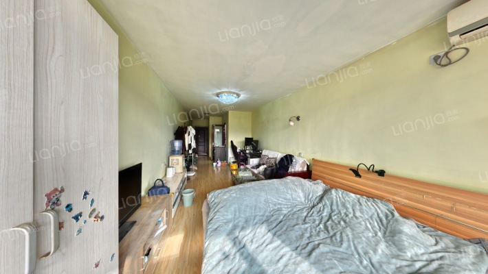 青年公寓二手房实景图