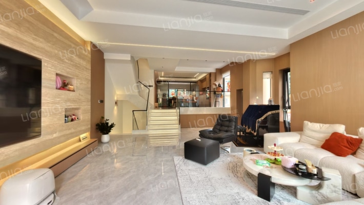 伯爵山二手房实景图