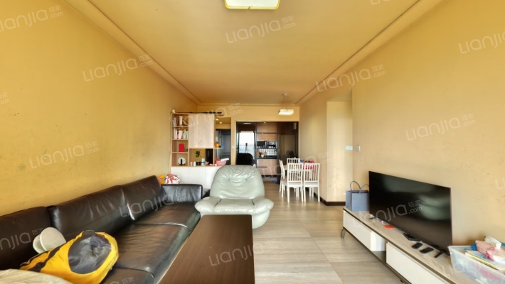 远达广场·碧水雅亭二手房实景图