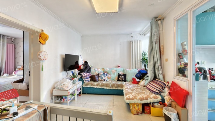 贾家花园甲1号院二手房实景图