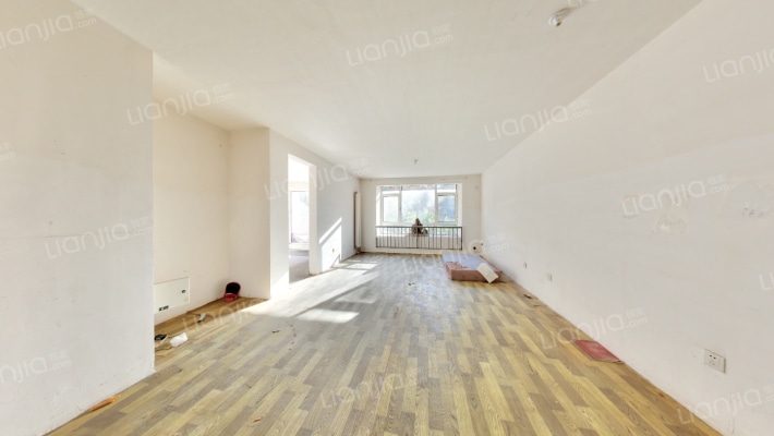 首创澜茵山三期二手房实景图