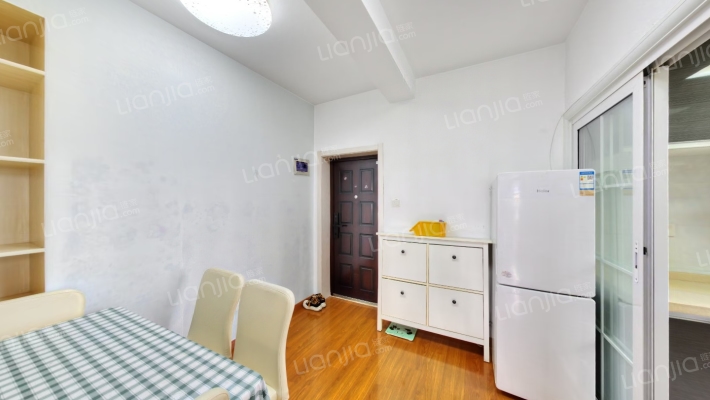 凤凰西街227号二手房实景图