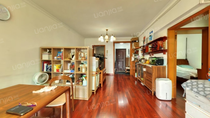 学府花园二手房实景图