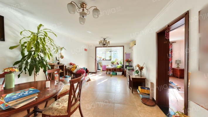 龙跃苑东四区二手房实景图