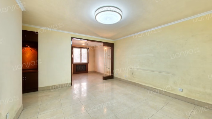 亚圣园二手房实景图