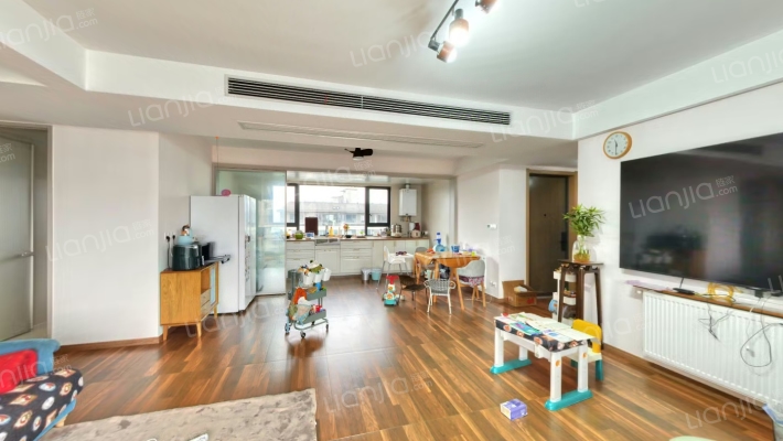 美的云开东方二手房实景图