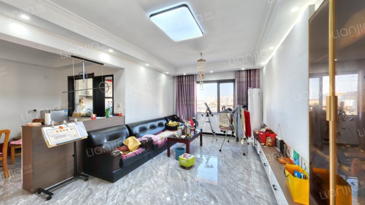 裕馨园二手房实景图