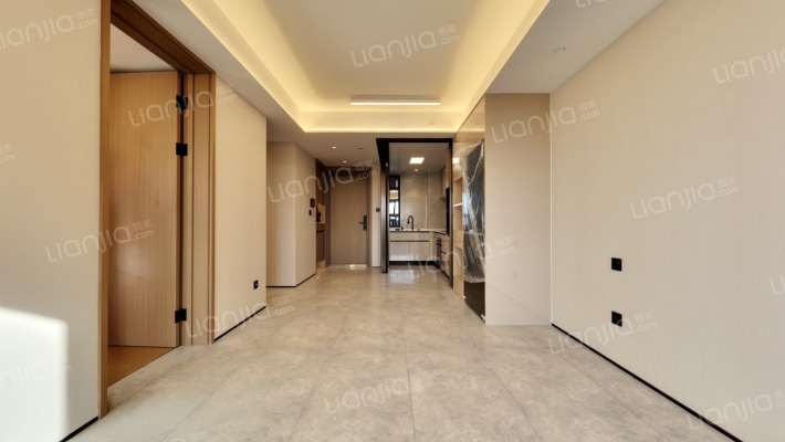 中建学府印悦三期二手房实景图